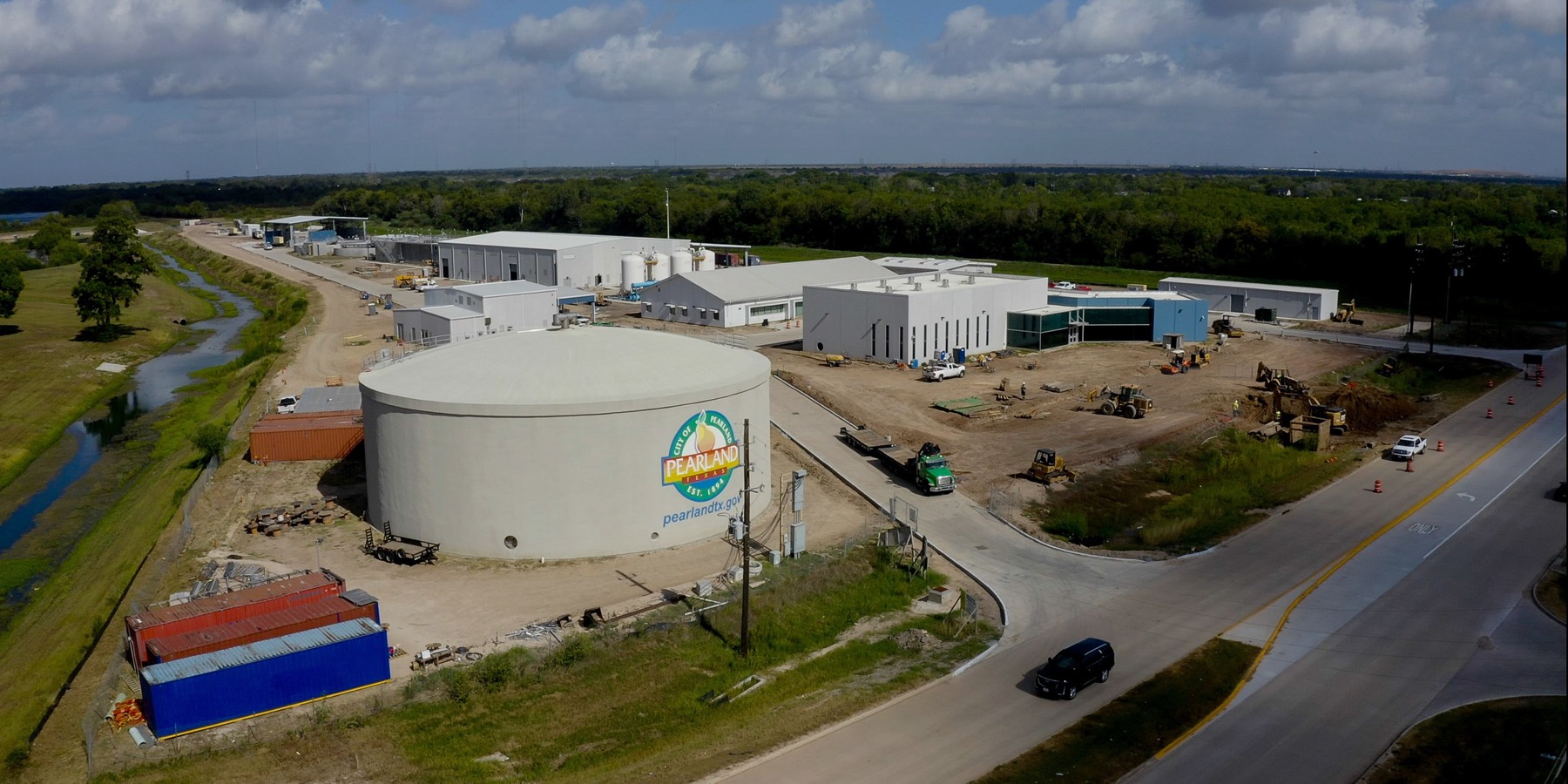 Tour Greens Houston synthetic putting green installation project in Pearland, Texas