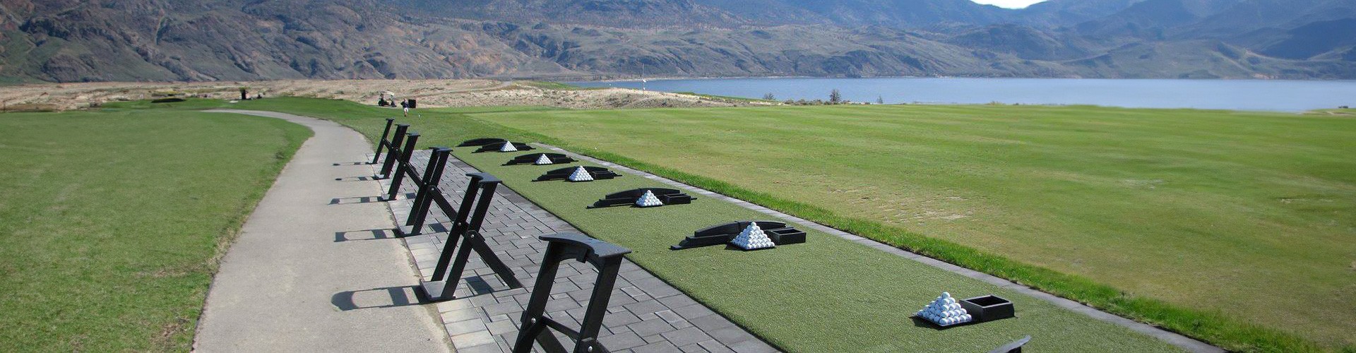 Tour Greens Houston golf simulator and hitting turf installation