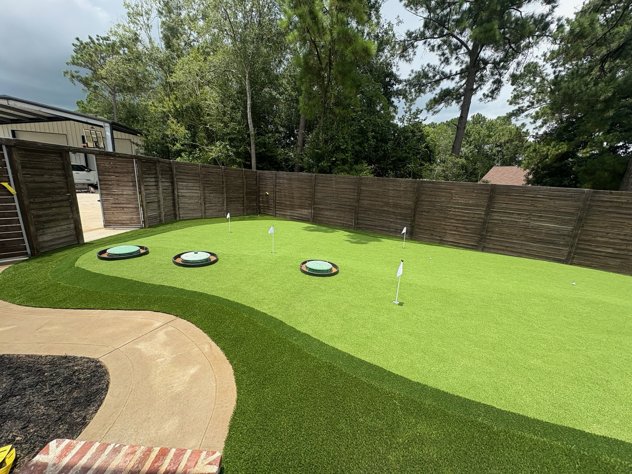 Short-game practice green project in The Woodlands, Texas