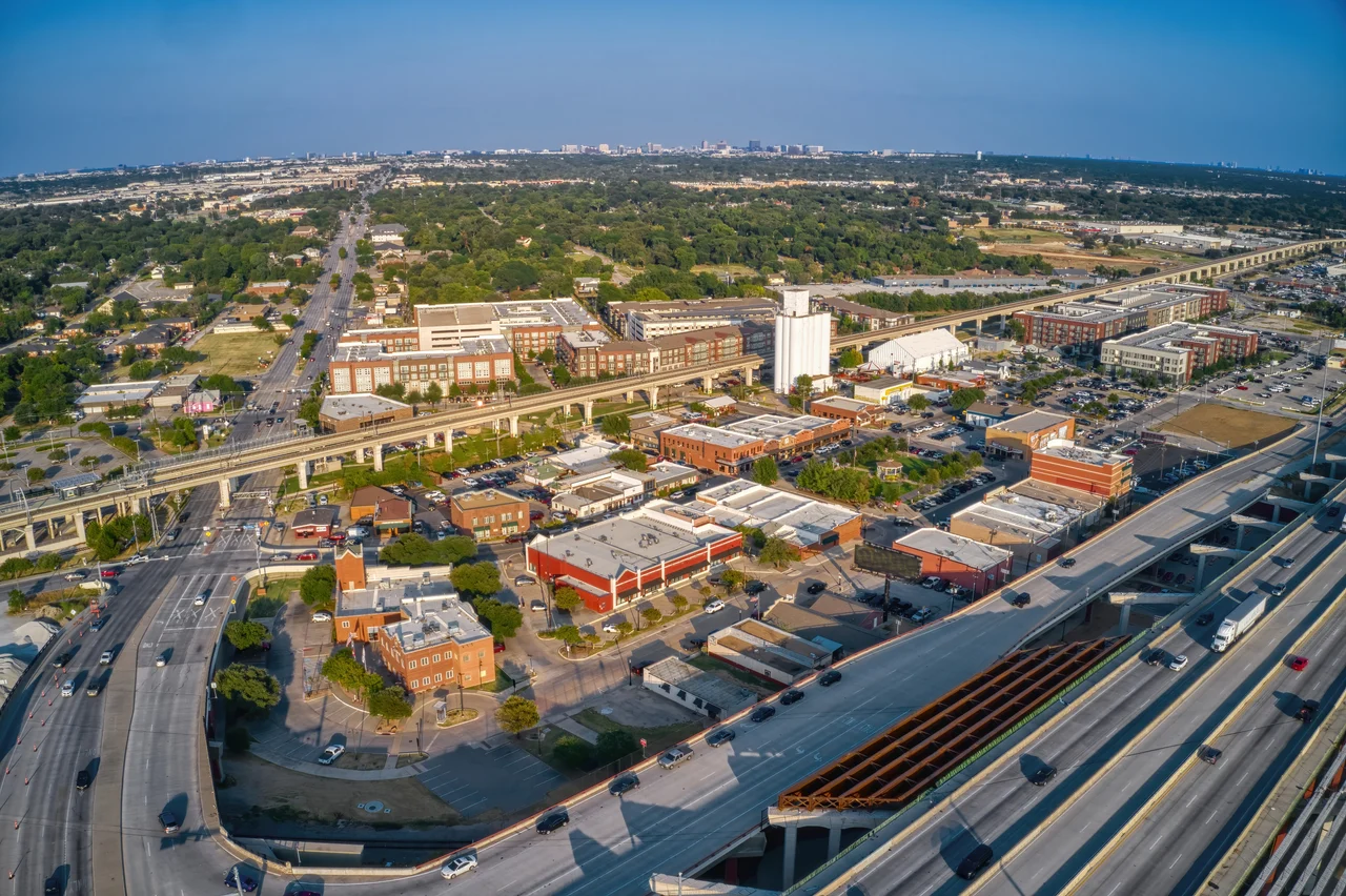 Why Padel Fits the Houston Market