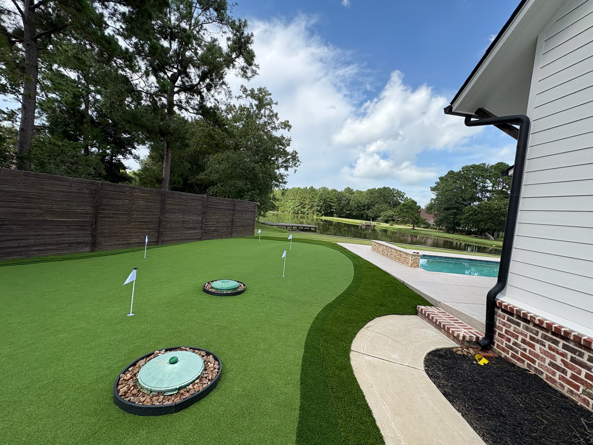 Tour Greens Houston synthetic putting green installation project